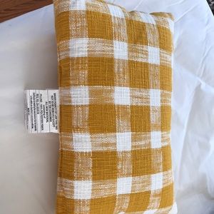 Threshold 12”x18” pillow